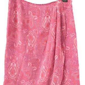 Worthington Woman's Skirt Size 12, Zip Closure, Lined and knee length.